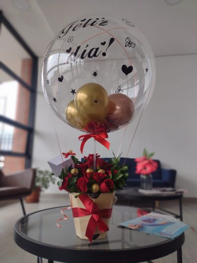 HERMOSOS ARREGLO FLORAL CON CHOCOLATES