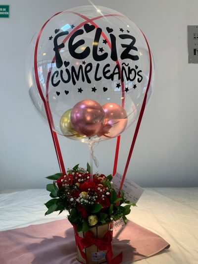 HERMOSOS ARREGLO FLORAL CON CHOCOLATES