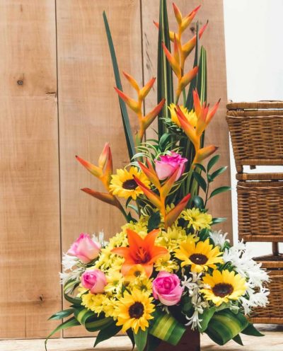BELLEZA¡ EN  GIRASOLES Y LIRIOS
